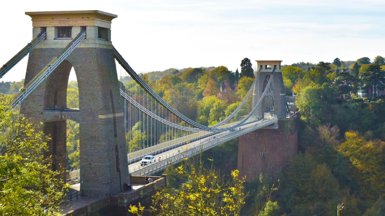 Delivering Secure, Compliant Transformation To Hargreaves Lansdown Through Burst Capacity Support